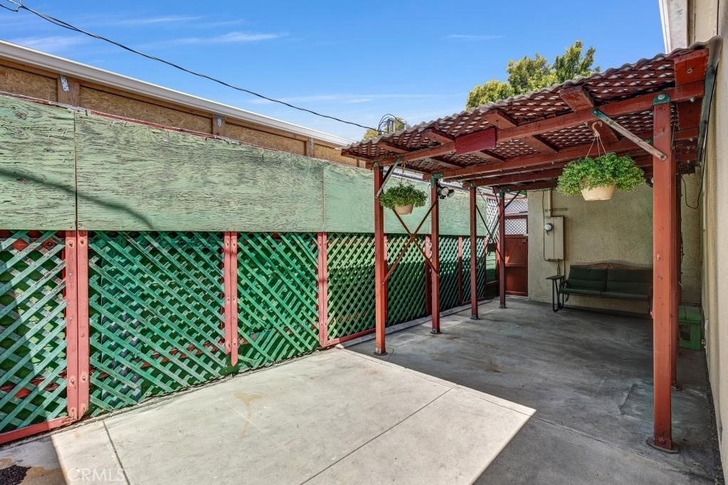 6217 Farmdale Avenue - Photo 21