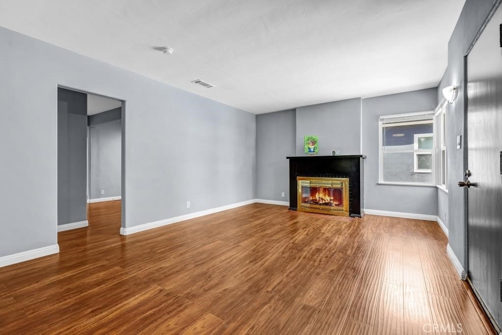 6217 Farmdale Avenue - Photo 2