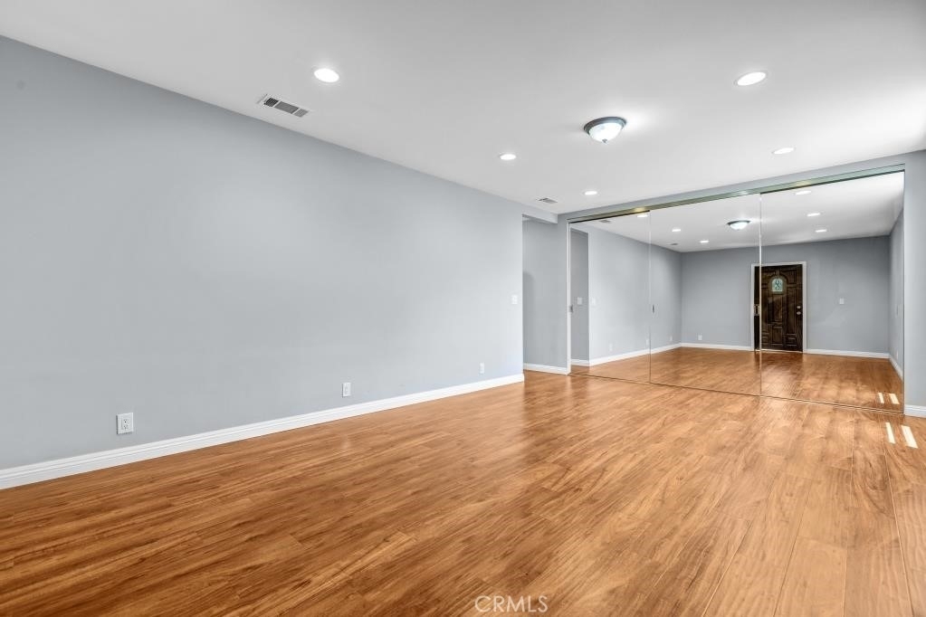 6217 Farmdale Avenue - Photo 18