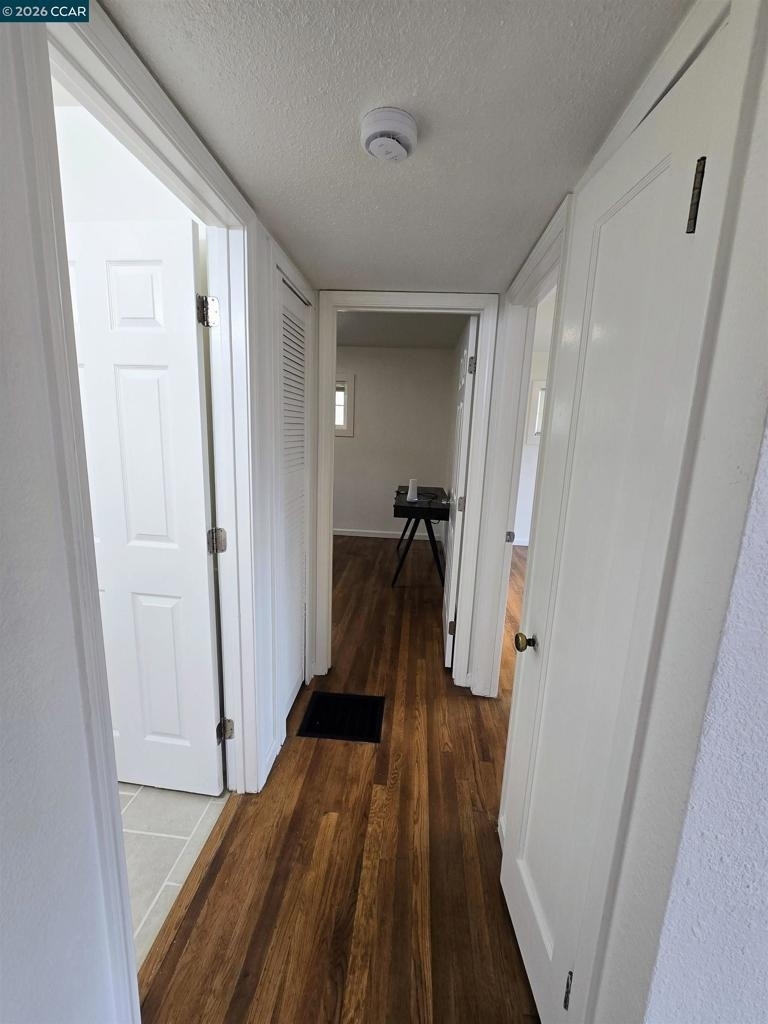 905 Pine St - Photo 7