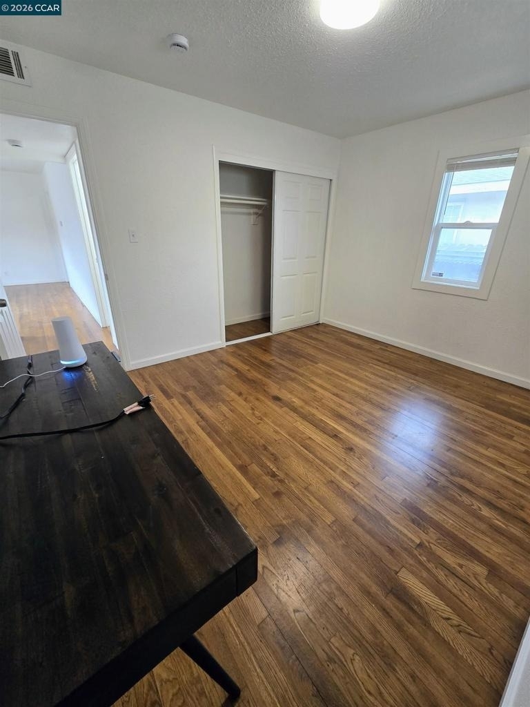 905 Pine St - Photo 6
