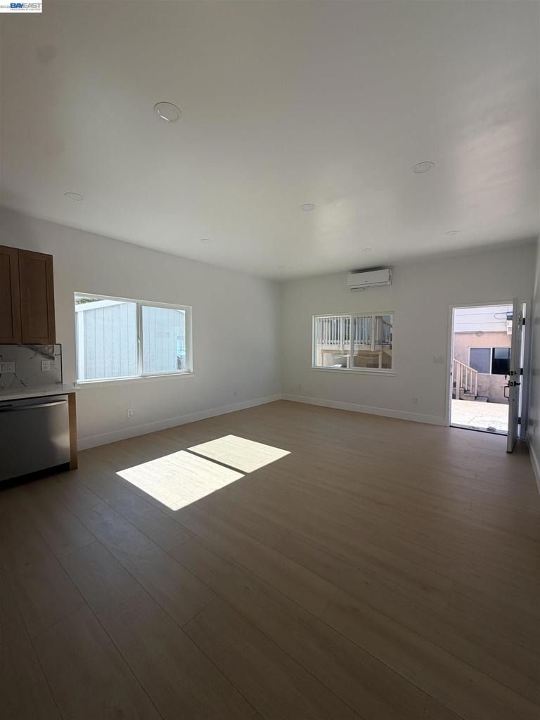 22639 6th St - Photo 9