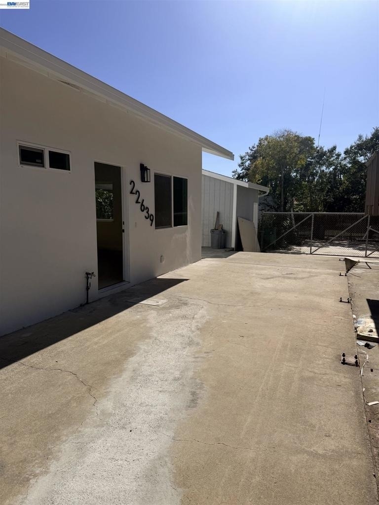 22639 6th St - Photo 1