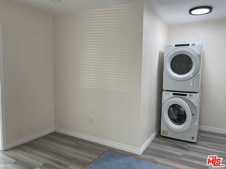 4014 Verdugo View Drive - Photo 9