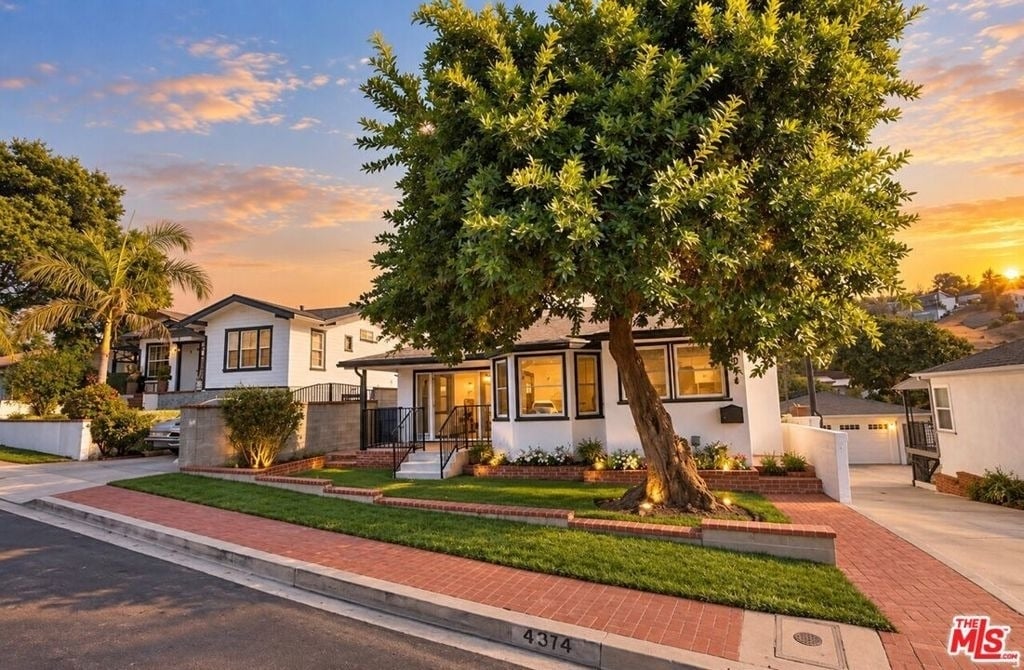 4014 Verdugo View Drive - Photo 13