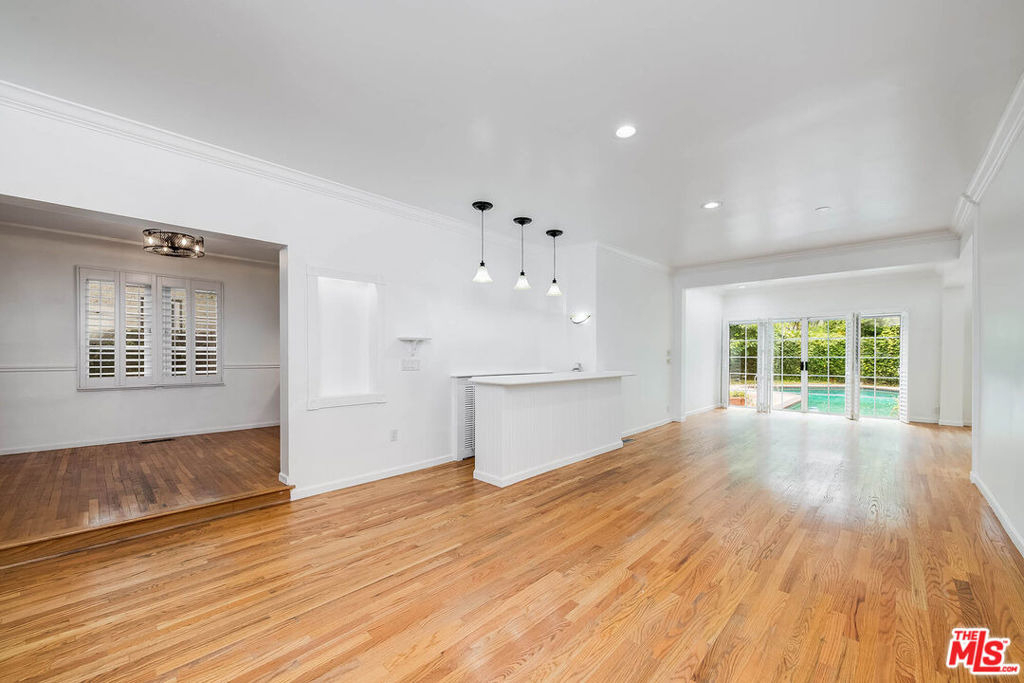 4309 Gentry Avenue - Photo 14