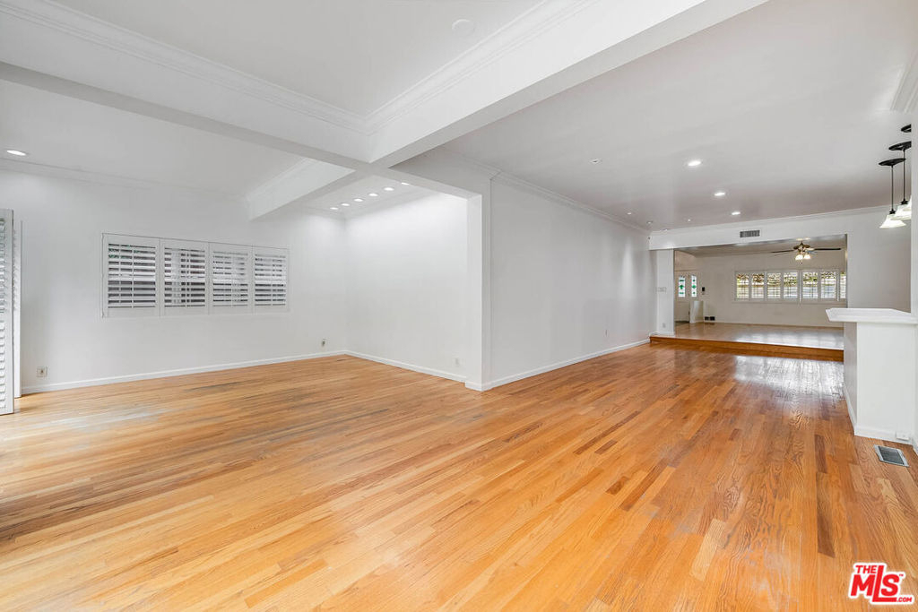 4309 Gentry Avenue - Photo 18