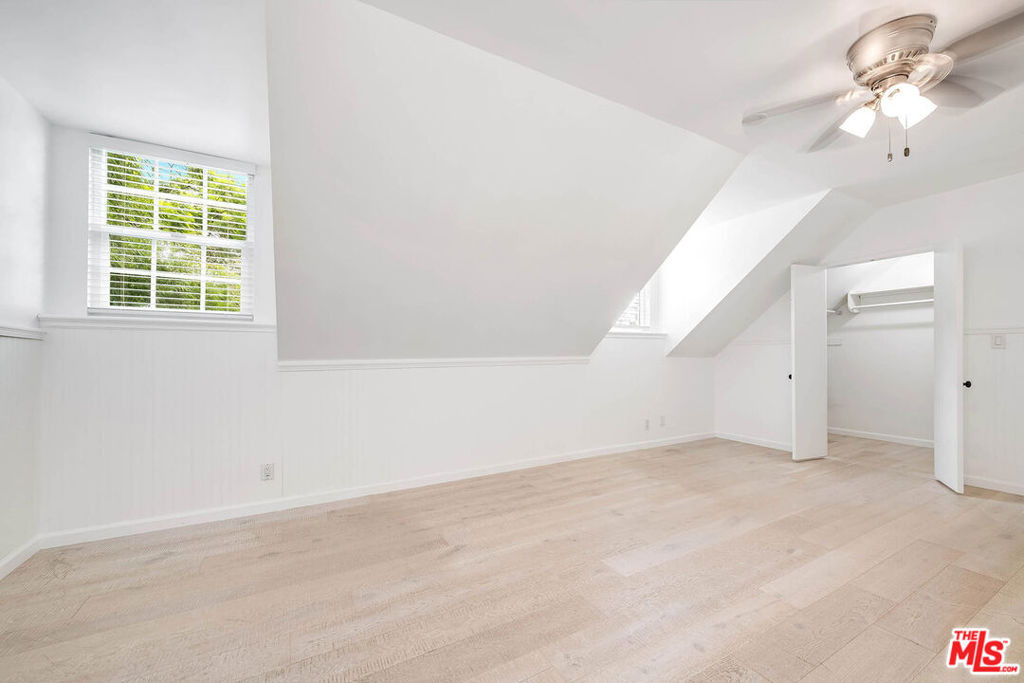 4309 Gentry Avenue - Photo 40