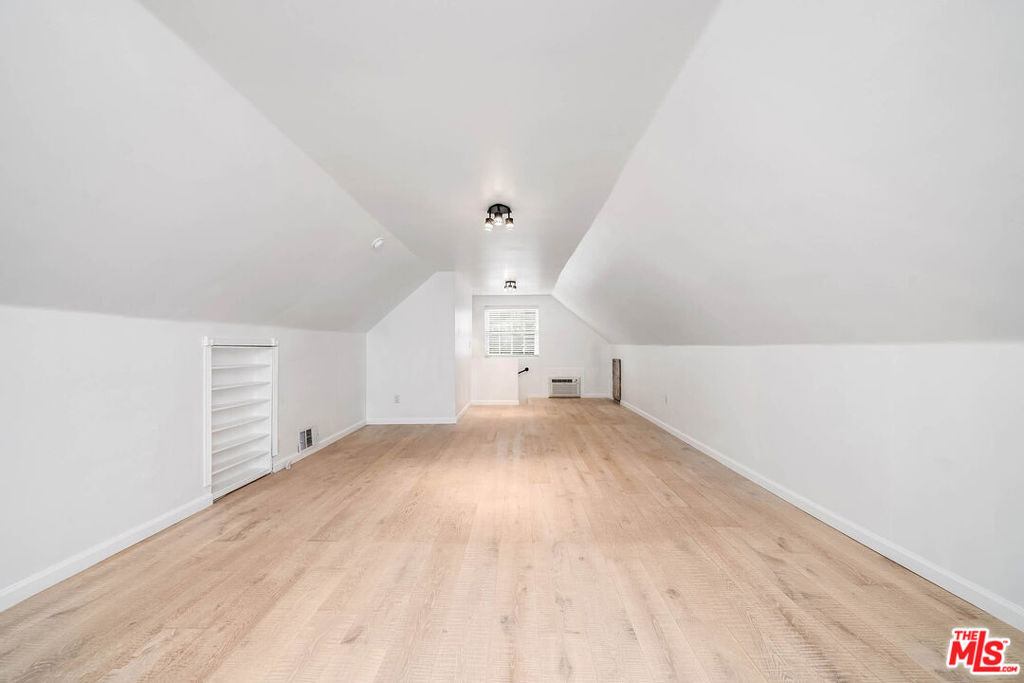 4309 Gentry Avenue - Photo 46