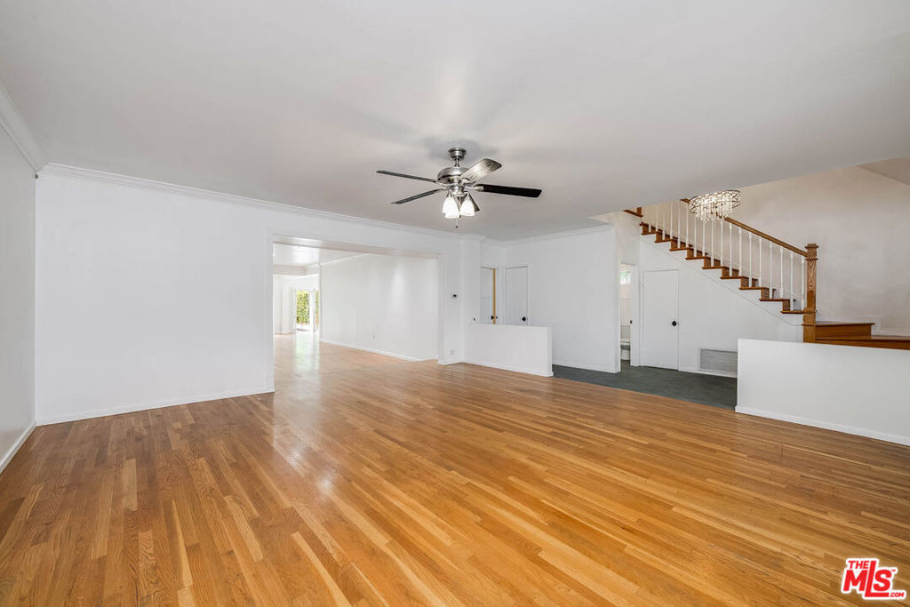4309 Gentry Avenue - Photo 11