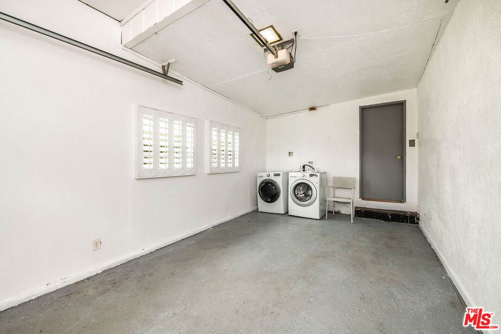 4309 Gentry Avenue - Photo 47