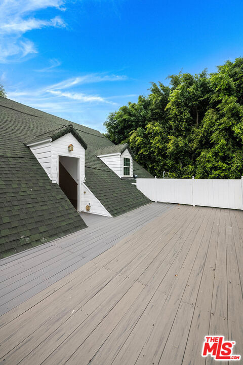 4309 Gentry Avenue - Photo 33