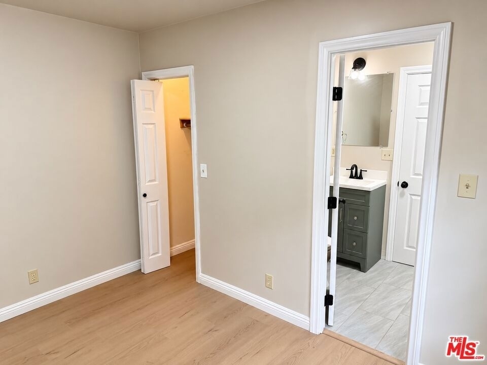 5966 1/2 Benner St - Photo 21
