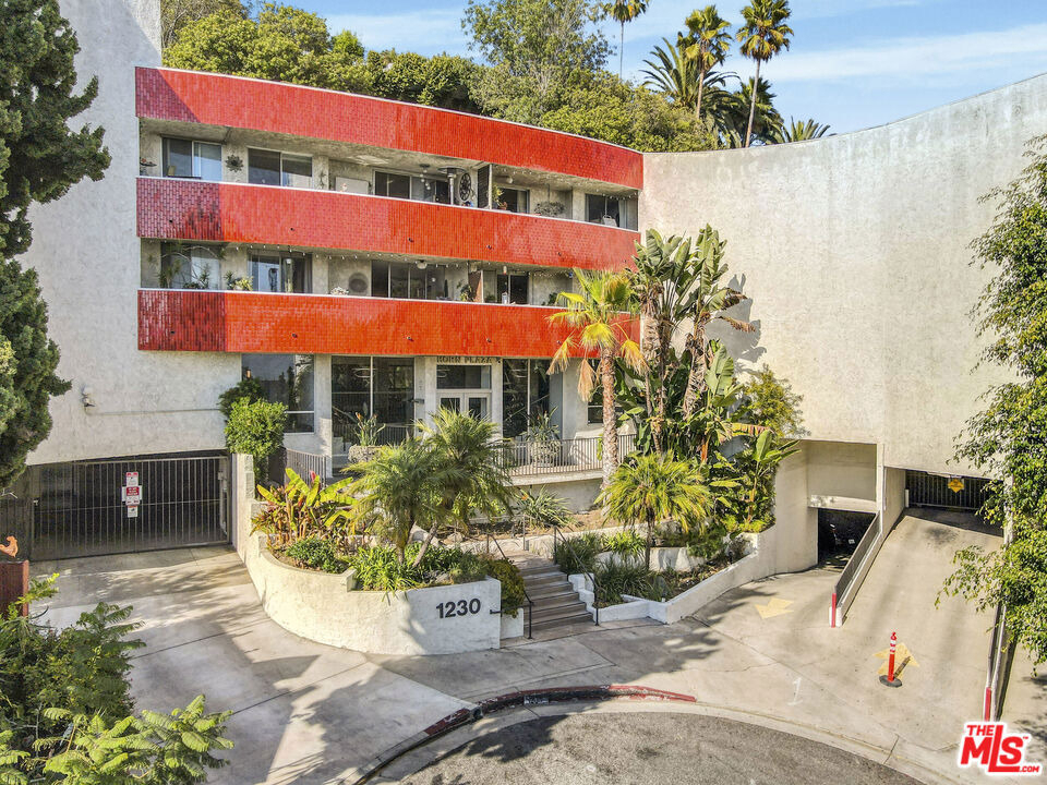 1230 Horn Avenue - Photo 17