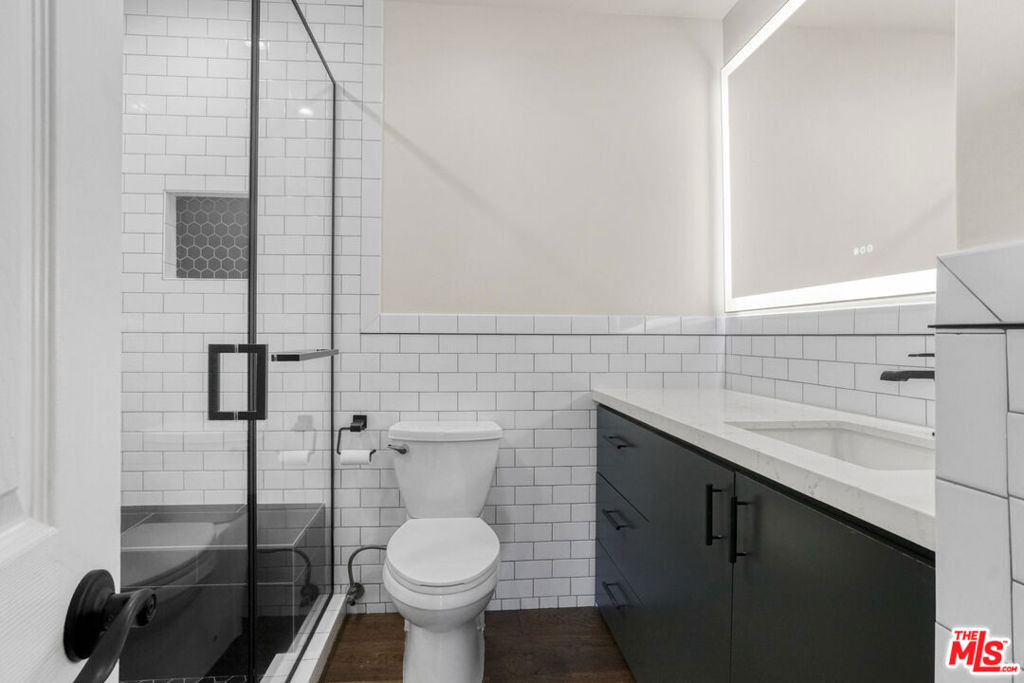 1230 Horn Avenue - Photo 11
