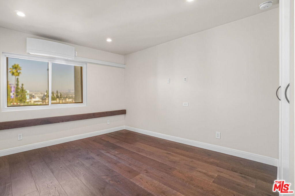 1230 Horn Avenue - Photo 12