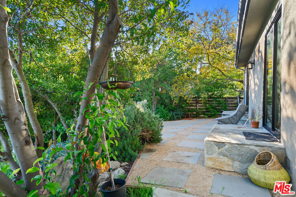 20784 Medley Lane - Photo 2