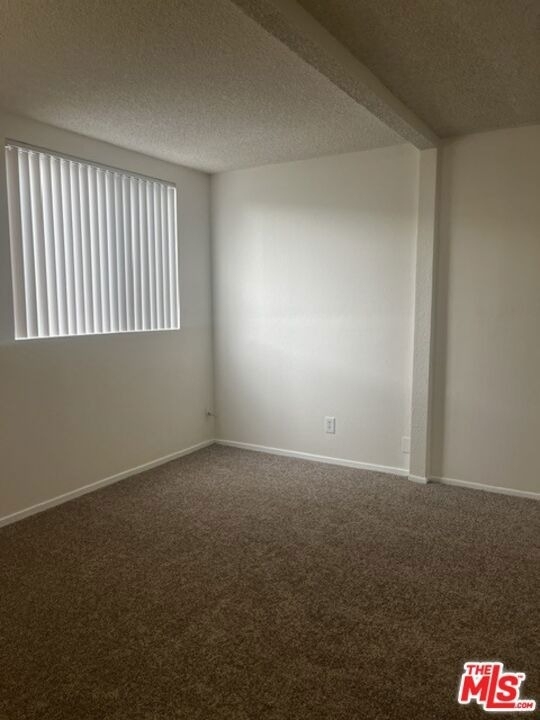 10540 Balboa Boulevard - Photo 6