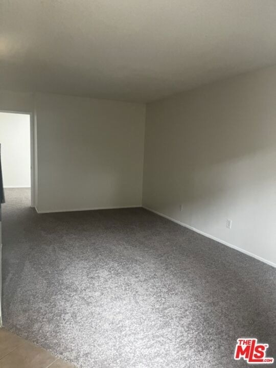 10540 Balboa Boulevard - Photo 4