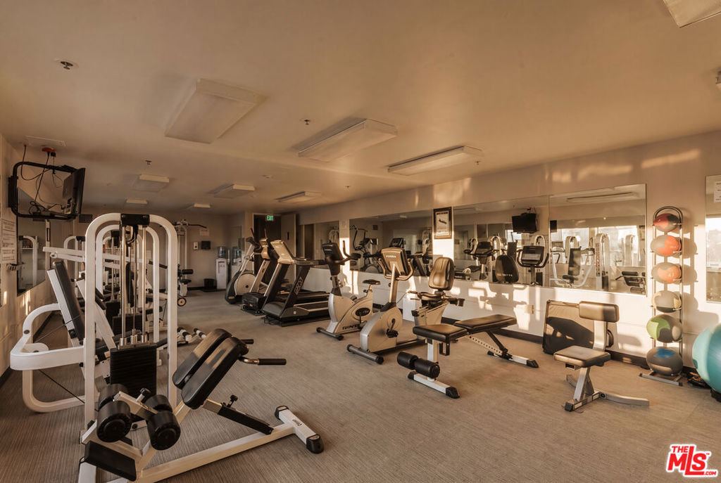 515 Ocean Avenue - Photo 40