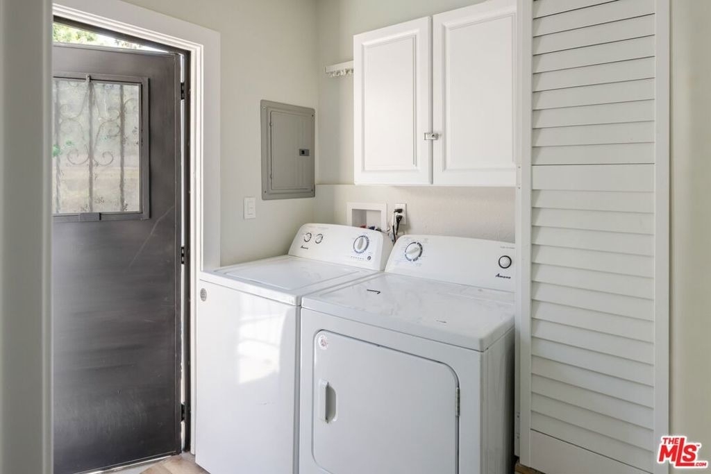 1154 N Ogden Drive - Photo 11