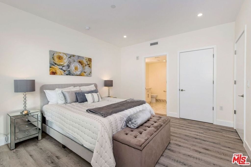 1237 S Holt Avenue - Photo 21