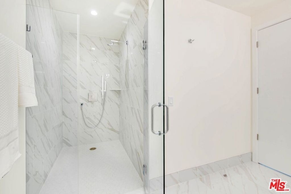 1237 S Holt Avenue - Photo 26