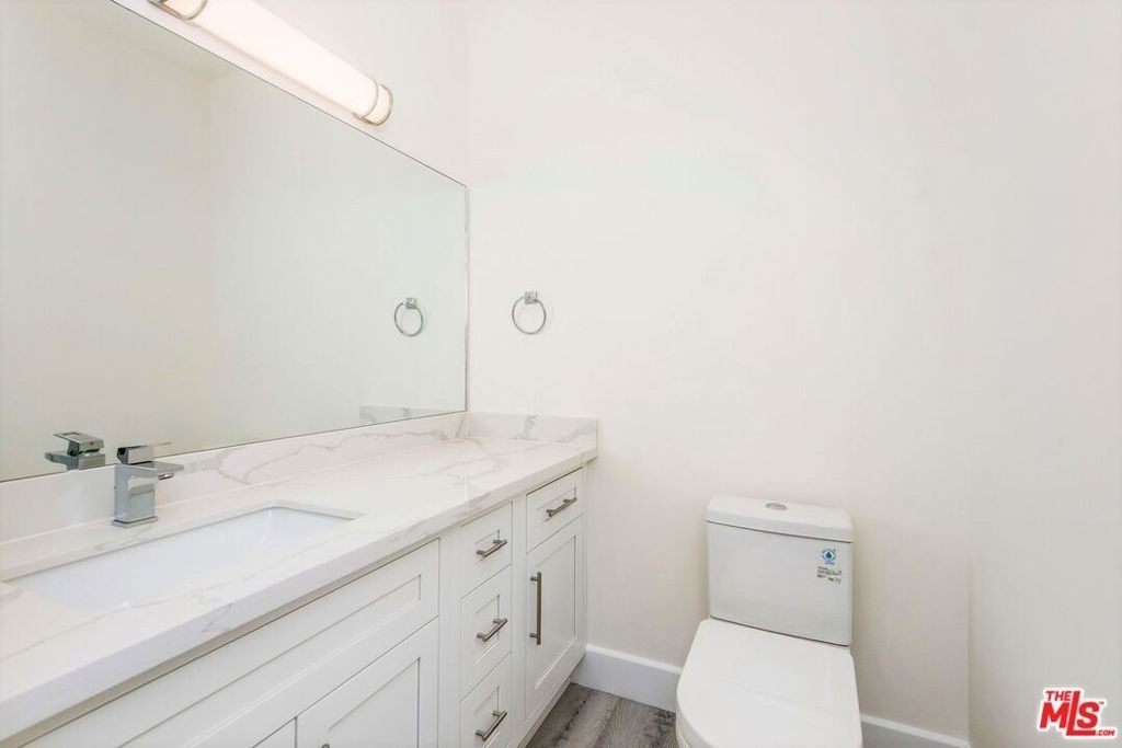 1237 S Holt Avenue - Photo 15
