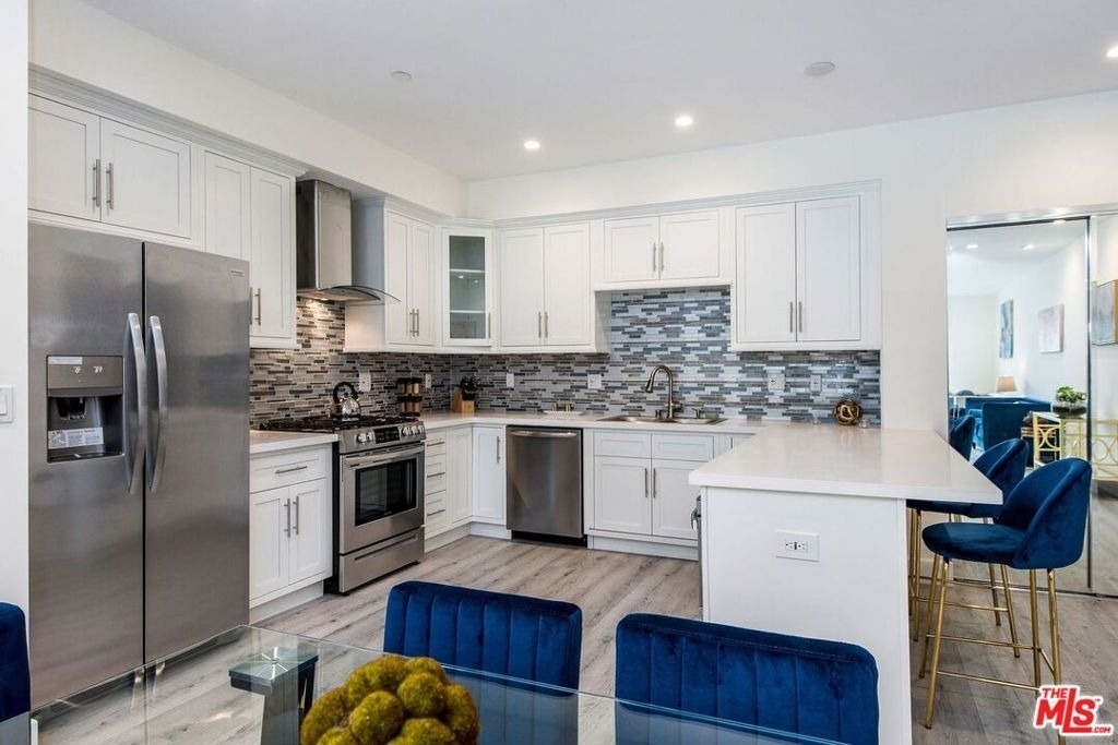 1237 S Holt Avenue - Photo 24