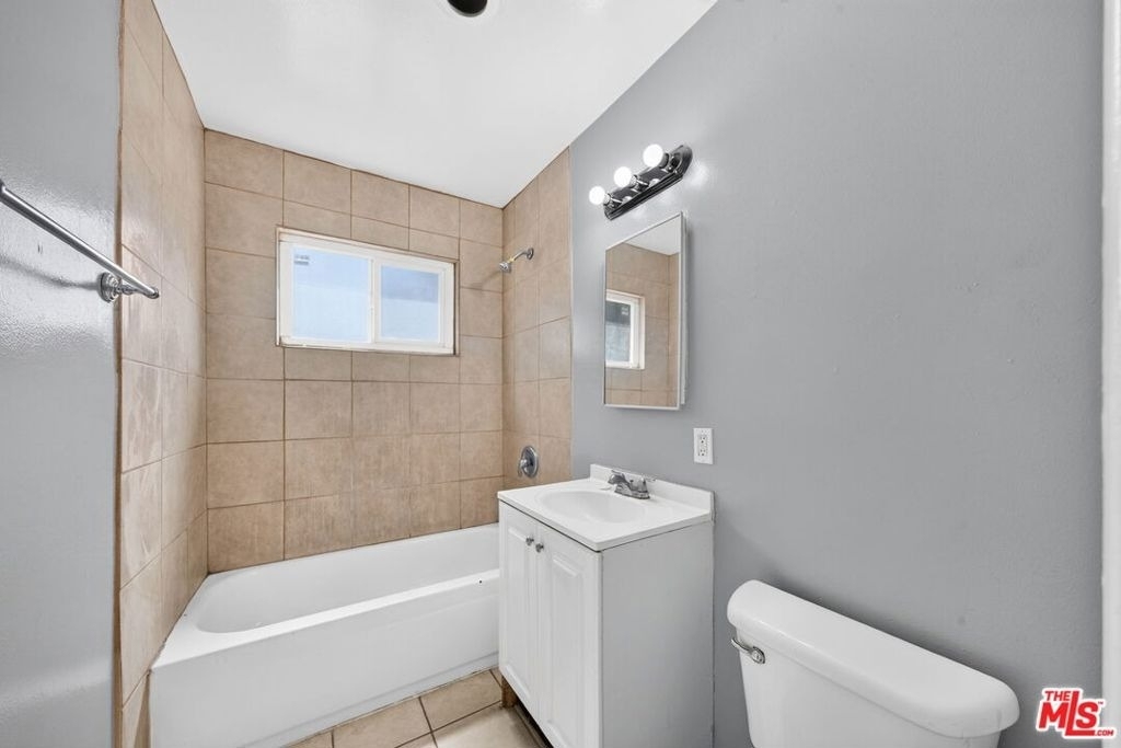 3220 Carlin Avenue - Photo 7