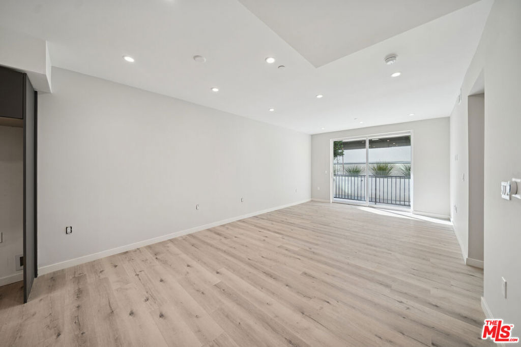 1051 S Corning Street - Photo 3