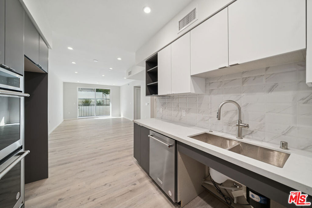 1051 S Corning Street - Photo 7