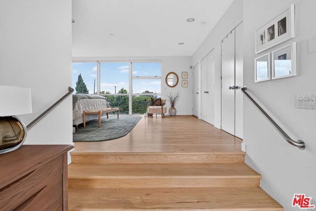 660 Rose Avenue - Photo 14