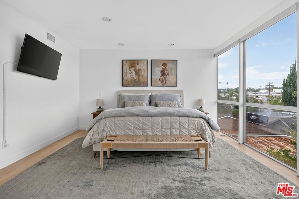 660 Rose Avenue - Photo 12