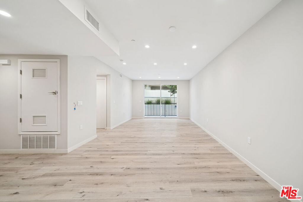 1051 S Corning Street - Photo 2