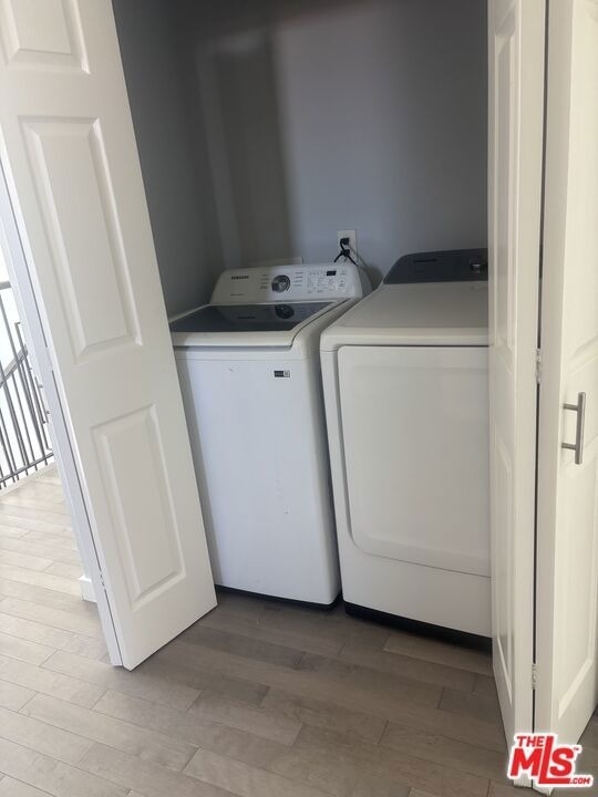 7925 Kittyhawk Avenue - Photo 10