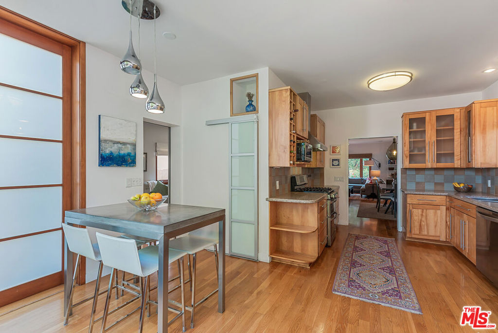 4236 Moore Street - Photo 10