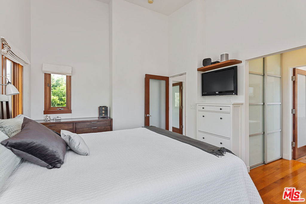 4236 Moore Street - Photo 23