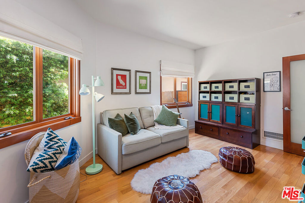 4236 Moore Street - Photo 14