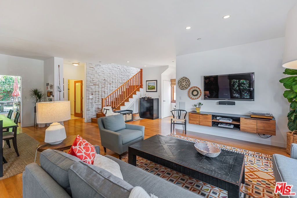 4236 Moore Street - Photo 5