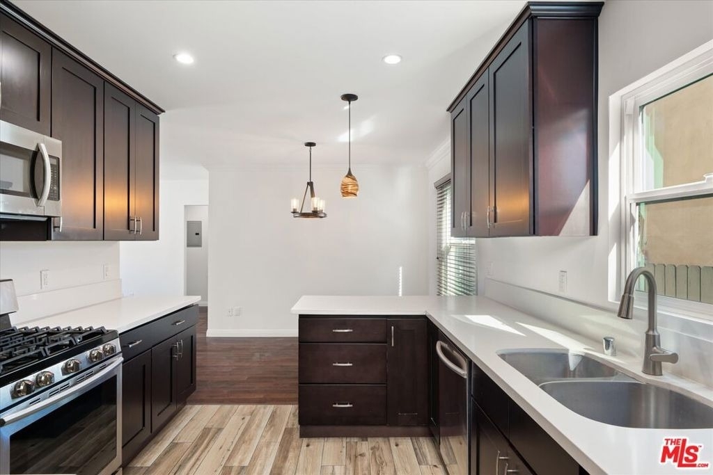 1472 S Crest Drive - Photo 6
