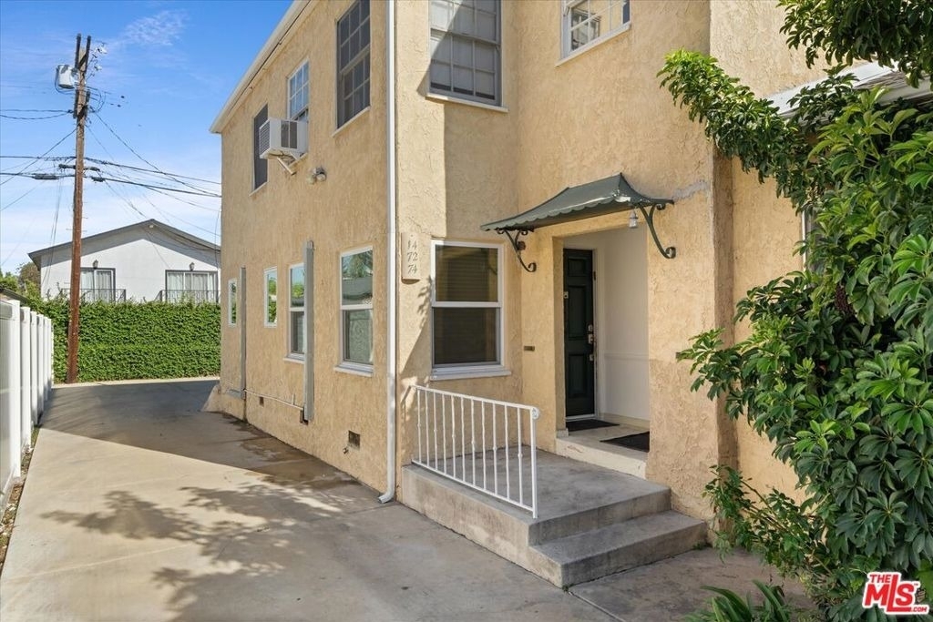 1472 S Crest Drive - Photo 17