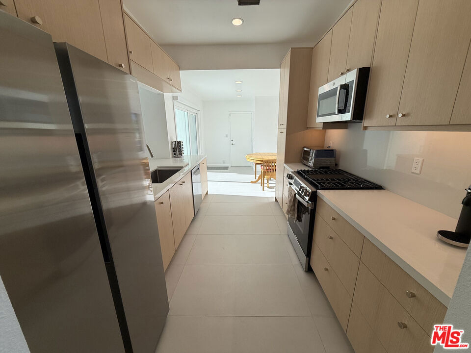 3060 N Farrell Drive - Photo 12