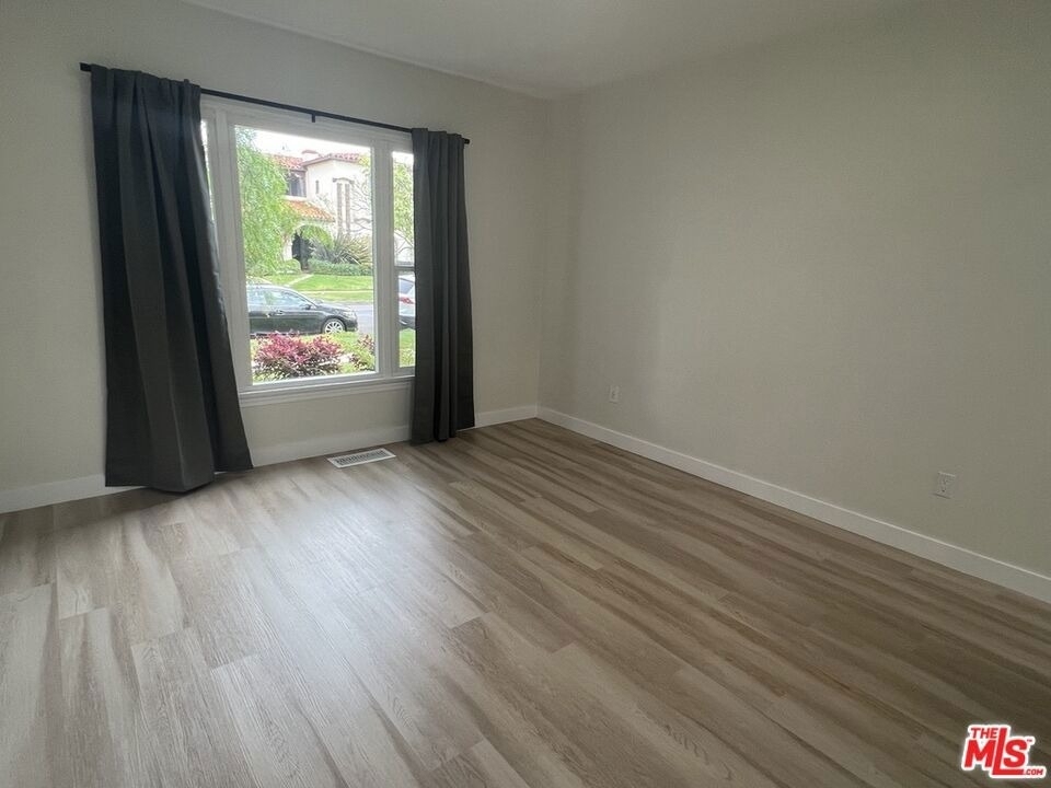 1284 S Highland Avenue - Photo 10