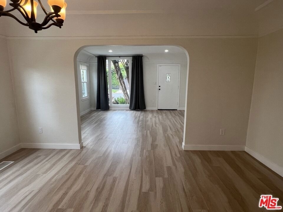 1284 S Highland Avenue - Photo 9
