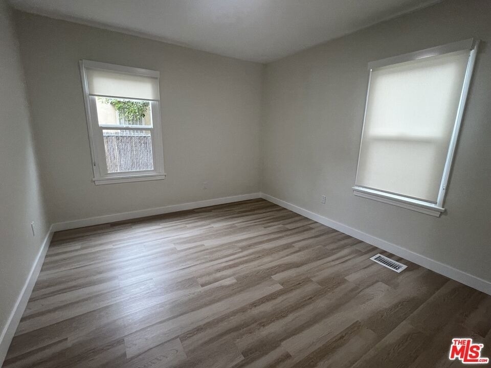 1284 S Highland Avenue - Photo 17