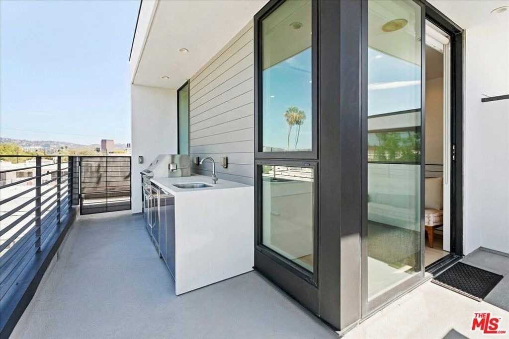6077 1/2 Horner Street - Photo 25