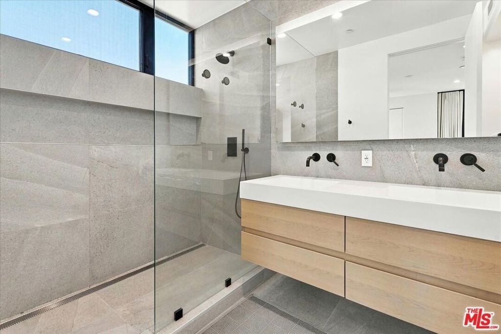 6077 1/2 Horner Street - Photo 10