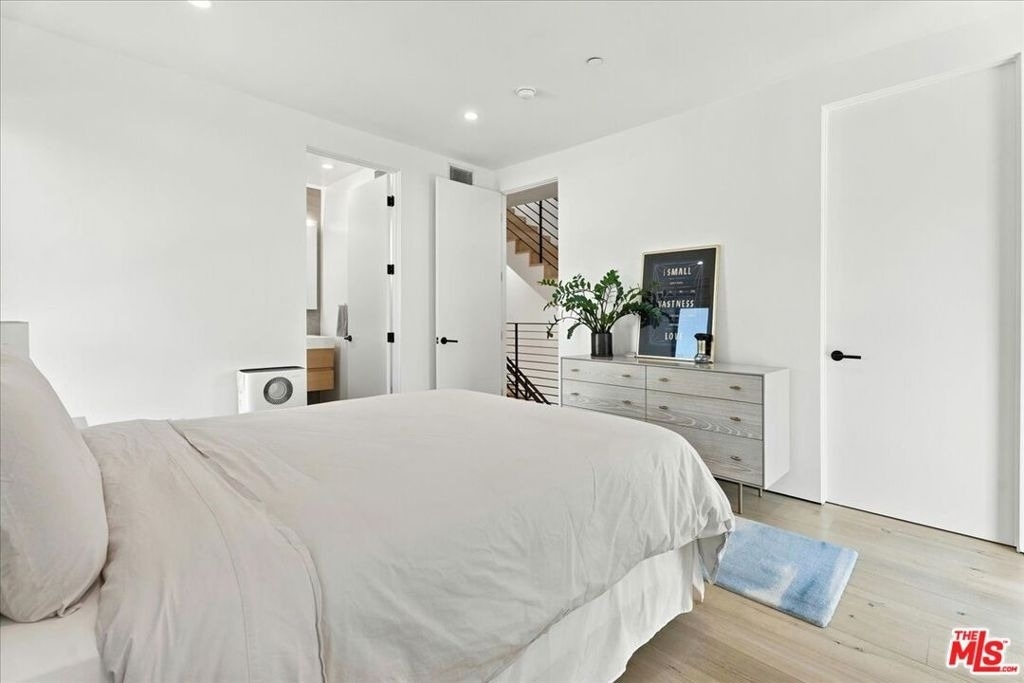 6077 1/2 Horner Street - Photo 9