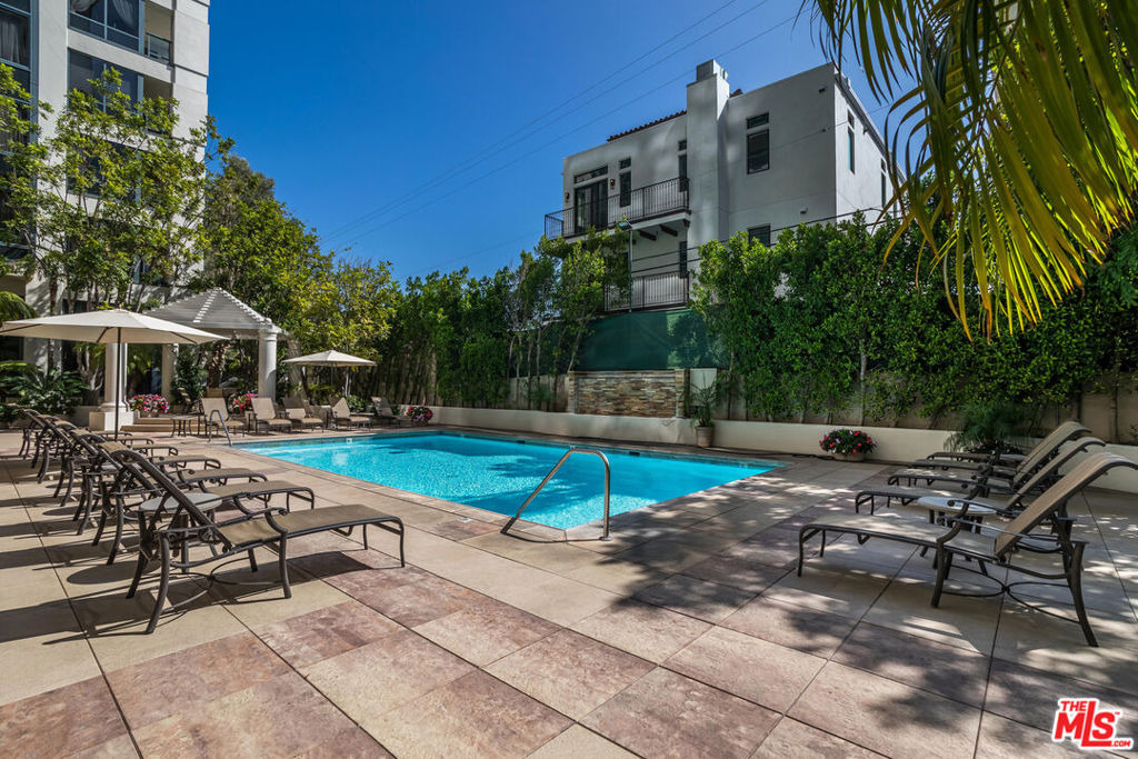10724 Wilshire Boulevard - Photo 22